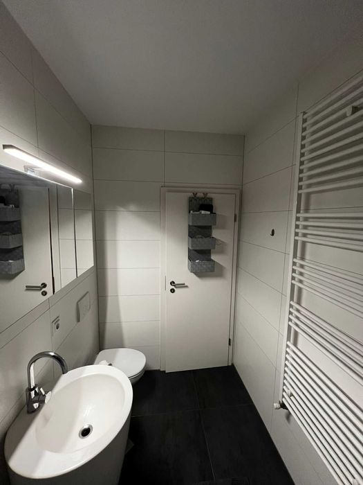 Vand studio zona Coresi