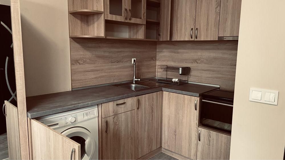 Дава се под наем Двустаен апартамент в Варна, Колхозен пазар - 45 кв.м за 375 € - Снимка #1