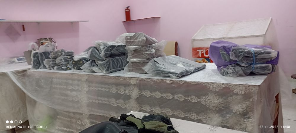 Столы для работы с мучными изделеями