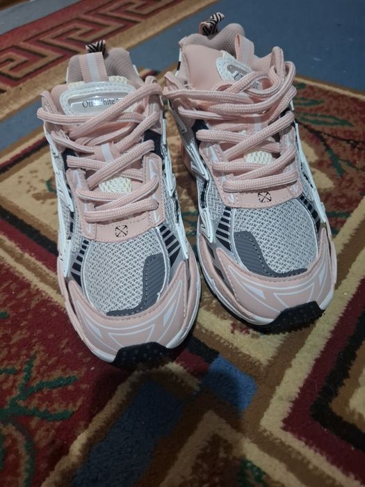 off white be right back
