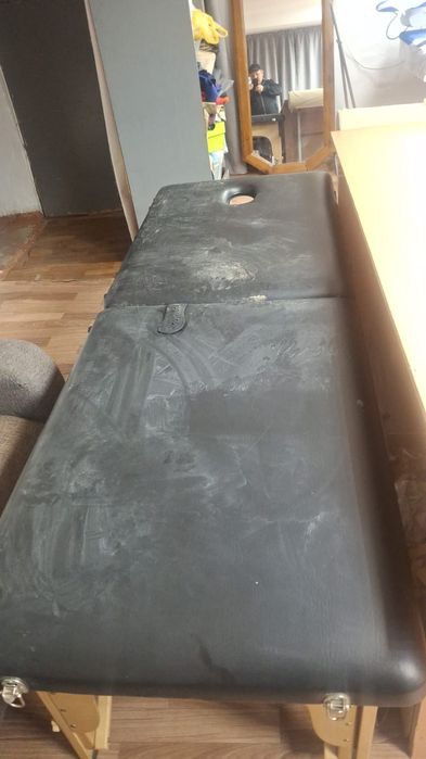 Продам кушетку продам