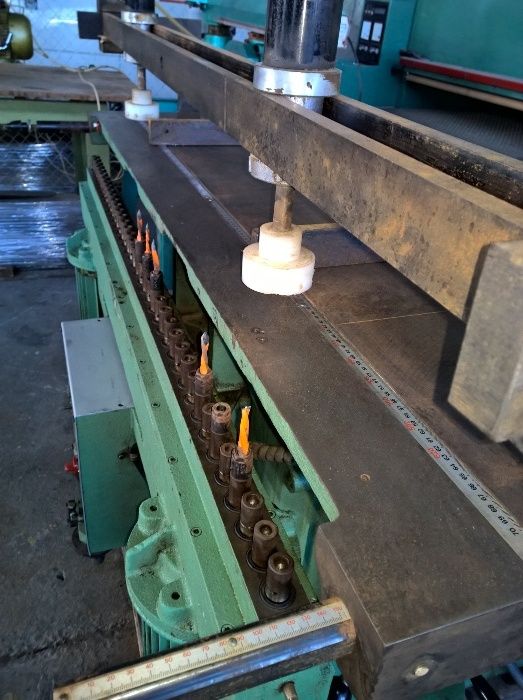 СРЕБРИН - в наличност авт. мнг. с 40 шпиндела - италия