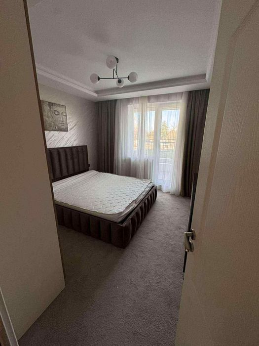 Дава се под наем Двустаен апартамент в София, Кръстова вада - 70 кв.м за 1100 € - Снимка #2