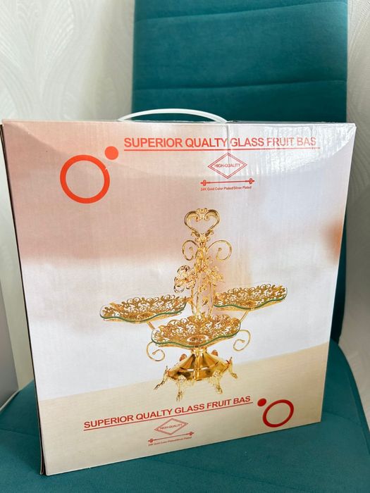 Продам менажница