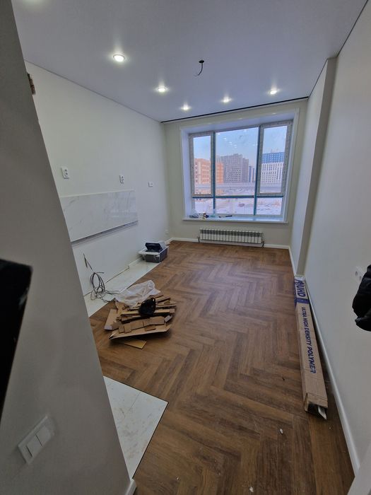 Покраска Обой Ламинат Левкас работаем.