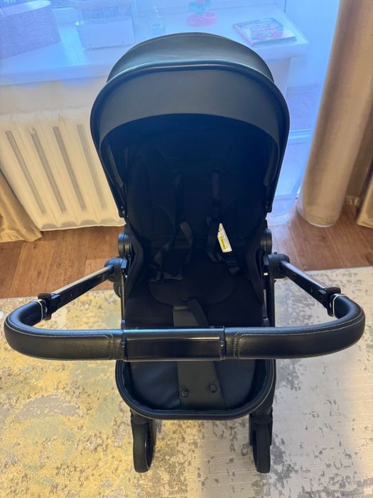 Продам детскую коляску