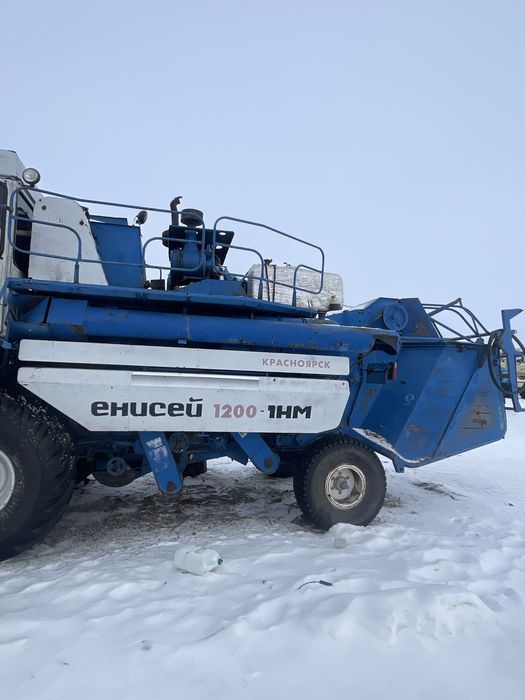 Продам комбайн Енисей