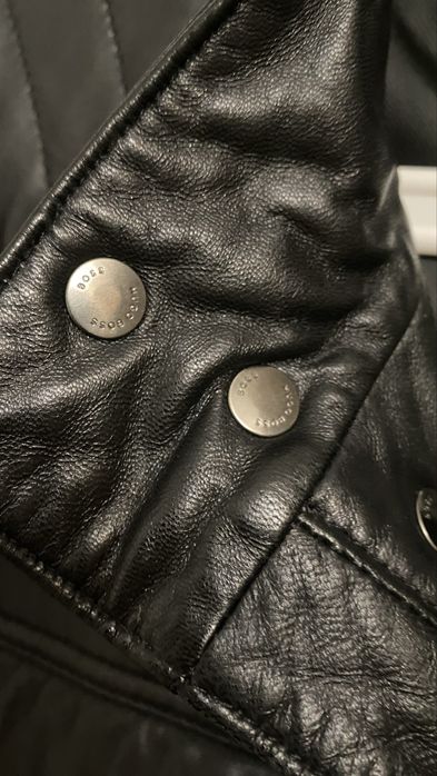 Кожаная куртка Hugo Boss