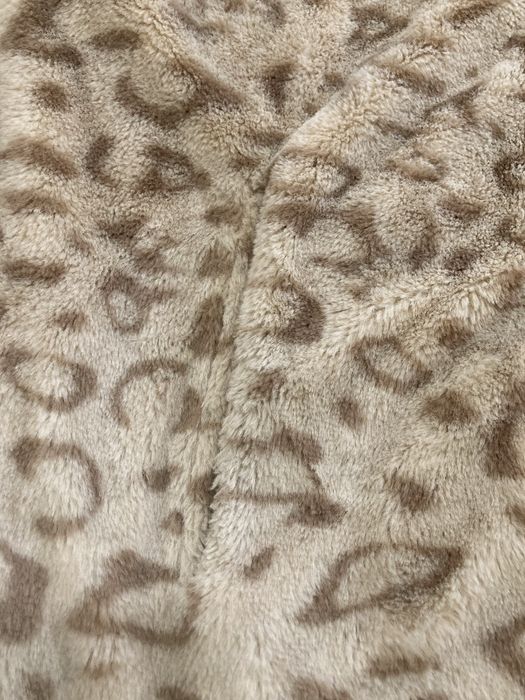 Яке с две лица за мимичв