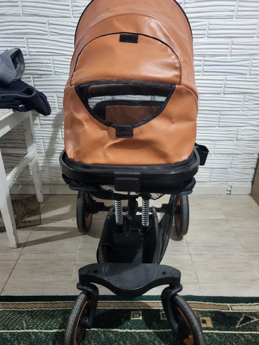 Продам детскую коляску Belecoo