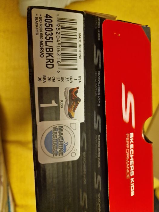 Skechers
Sneakers Norvo 405035L/BKRD Portocaliu