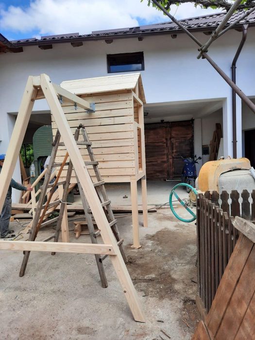 Vand loc de joaca copii