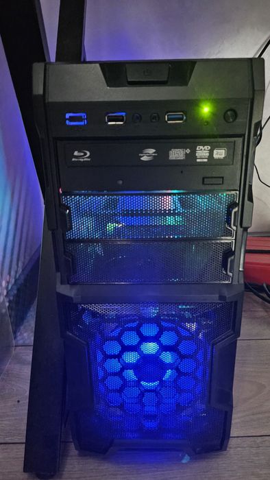 Игровой компьютер в сборе