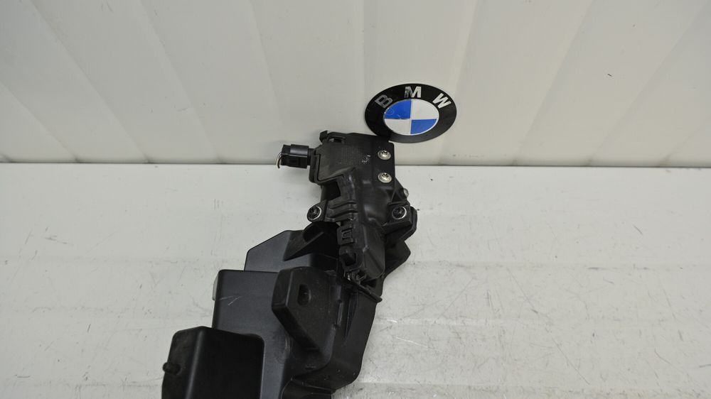 Suport Prindere Cutie Bagaj Spate Dreapta BMW R1200RT / R1250RT 2014