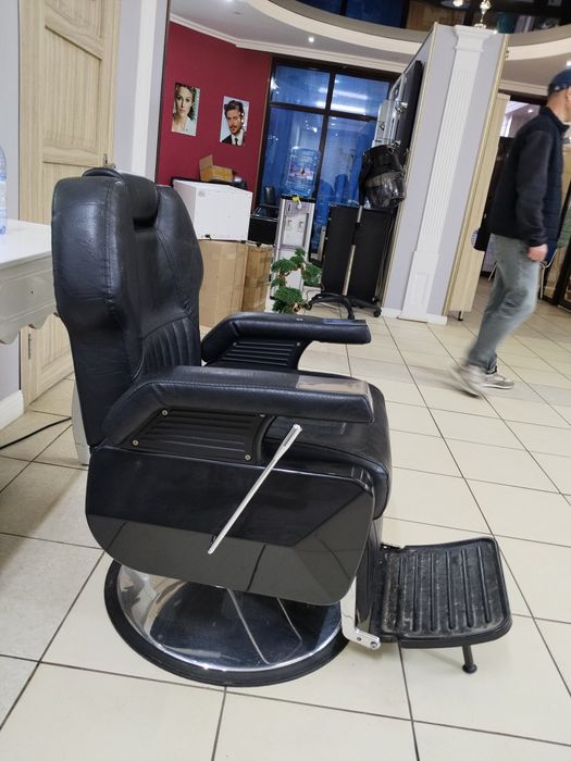 Продам кресло для Барбера