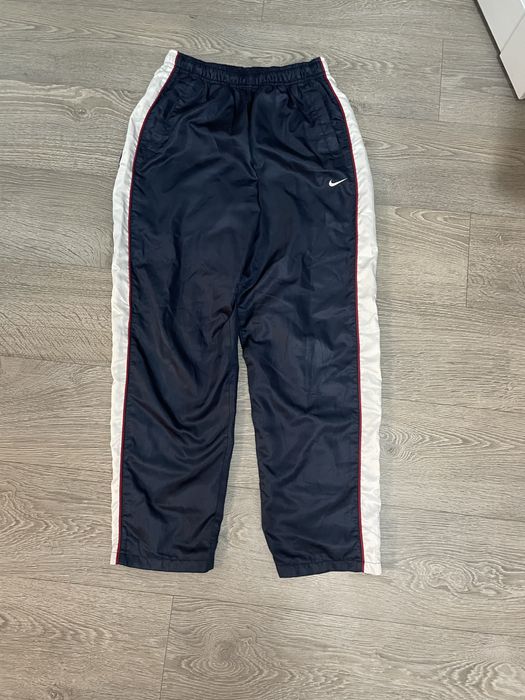 Nike air force 1 mid off white