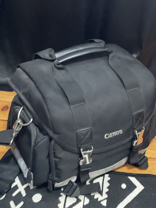 Canon 80D , микрофон , сумка, и др