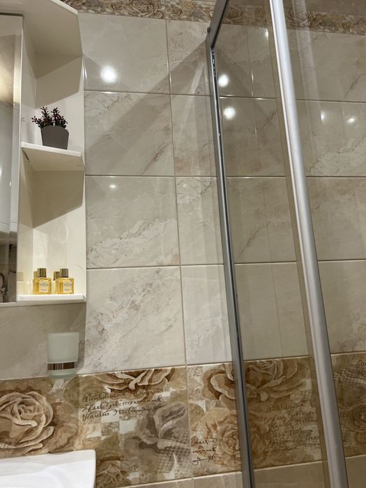 Дава се под наем Двустаен апартамент в Варна, Зимно кино Тракия - 101 кв.м за 700 € - Снимка #11