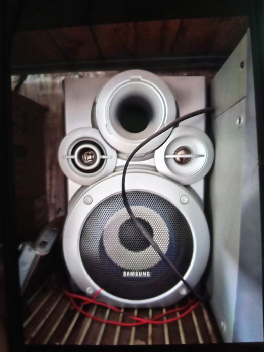 Музыкальный центр "Самсунг", б/у