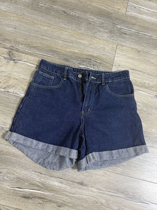 Продам вещи разные очень много вещей