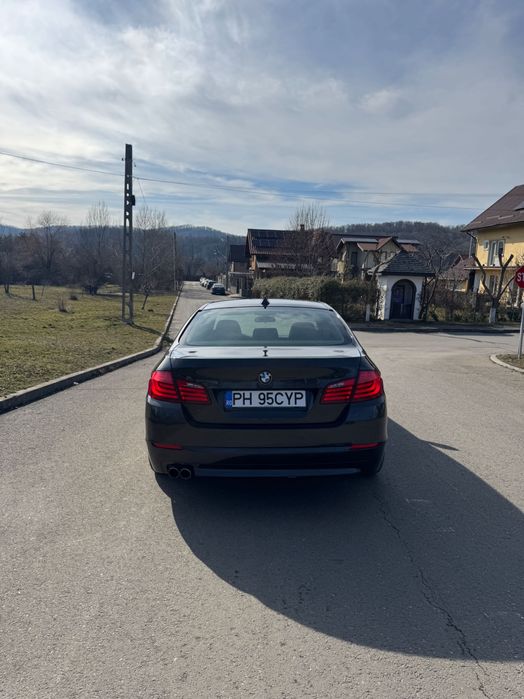BMW 520D Luxury Edition/184Cp/Automat/interior seria 7/plafon negru
