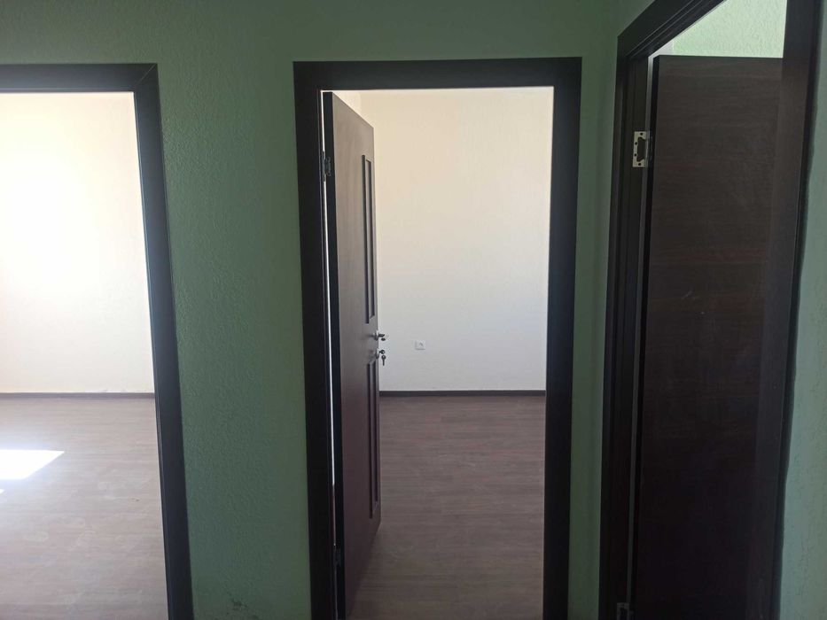 2 хонали уй сотилади. Бўстон шахрида