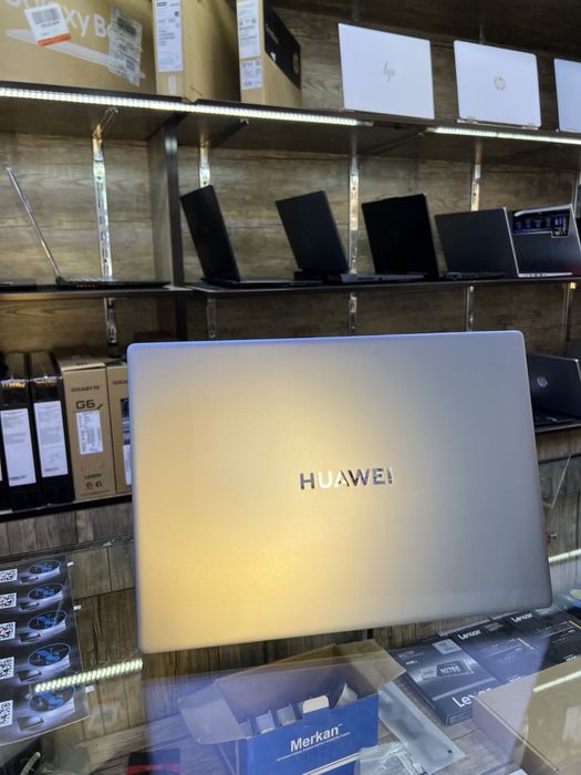 Новый Huawei MetaBook