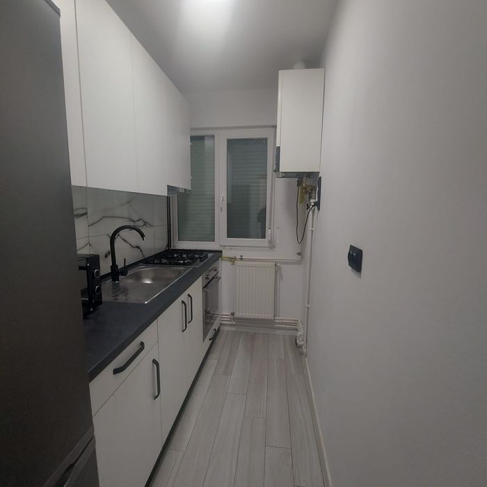 Apartament cu doua camere de inchiriat