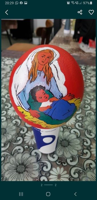 Ouă struț proaspete