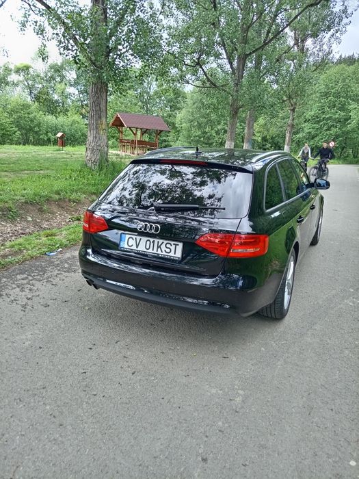 Vând Audi A4 b8.5