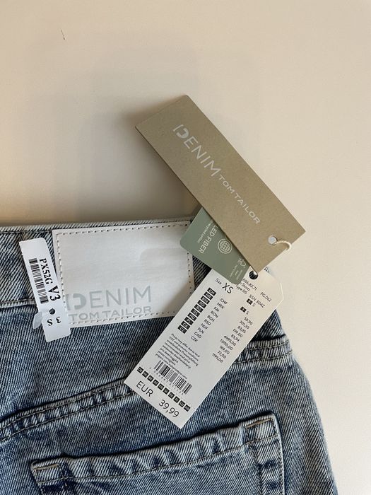Pantaloni scurti noi Tom Tailor cu talie inalta marime XS