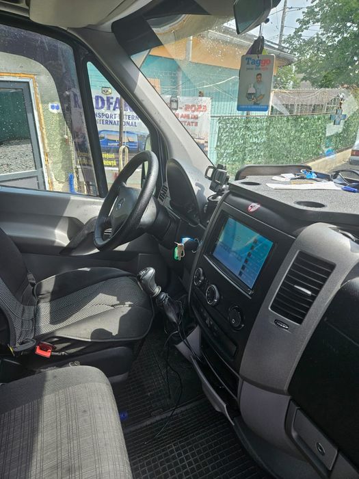 Vând microbuz sprinter 2015 ,8+1 locuri ,12000 euro