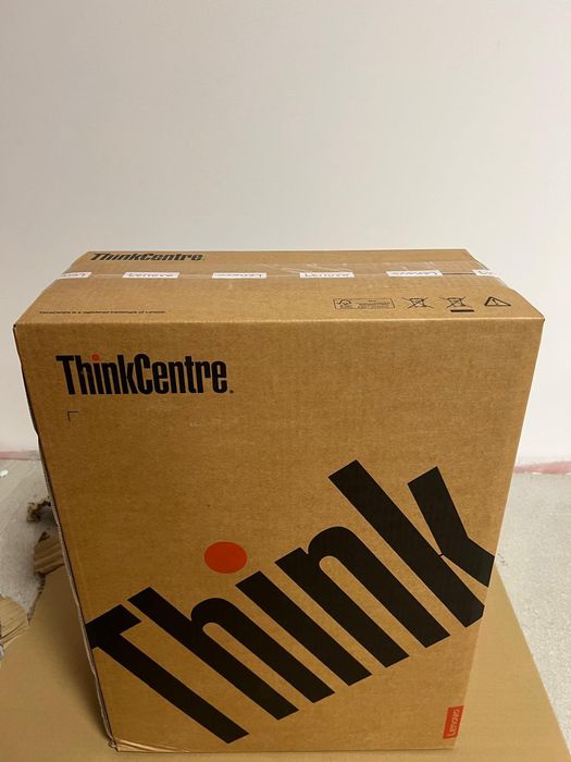 Lenovo ThinkCentre M90s Gen 5