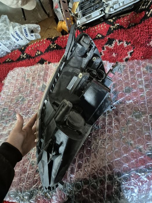 Оригиналено Фарове  за Зафира Б 2005- 2010г