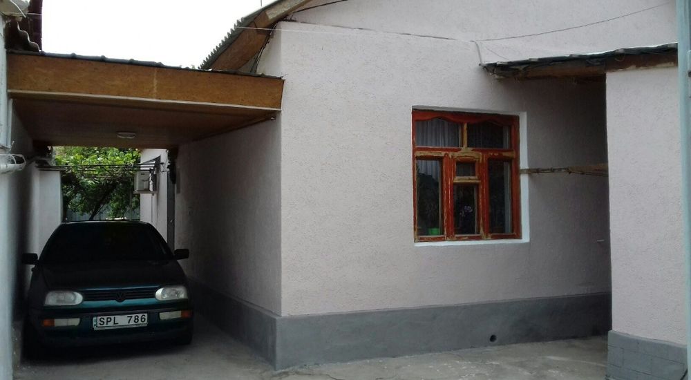 Продаётся жилой дом в хорошем районе.