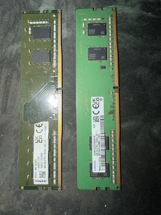 Vand rami DDR4 8gb 3200mhz