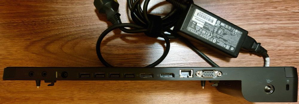 HP Docking Station D9Y19AV#ABB, incarcator si cablu alimentare HP