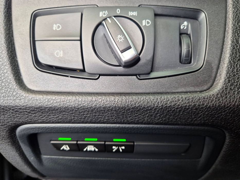 Bmw Seria 3 // An 2018 luna 09 //
360 Camera // Head-Up Display // 
Pret:11.999 Euro