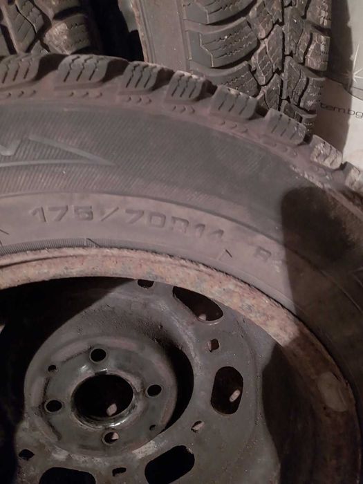 Зимни гуми с джанти за VW Passat b2- b3