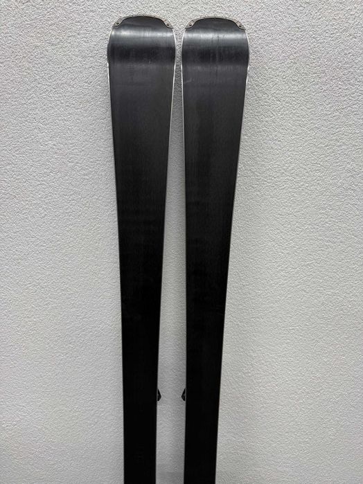 schi head shape v8 L170cm