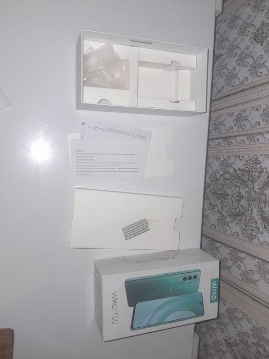 Продается Wiko t50