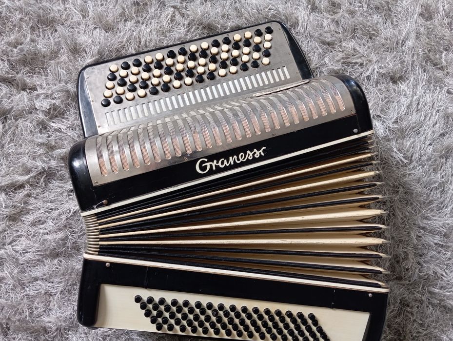 Acordeon Granesso 80 basi