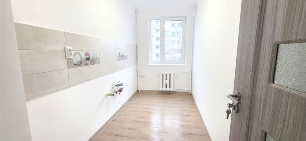 2 camere etaj 3, TOTUL NOU renovat complet, liber!