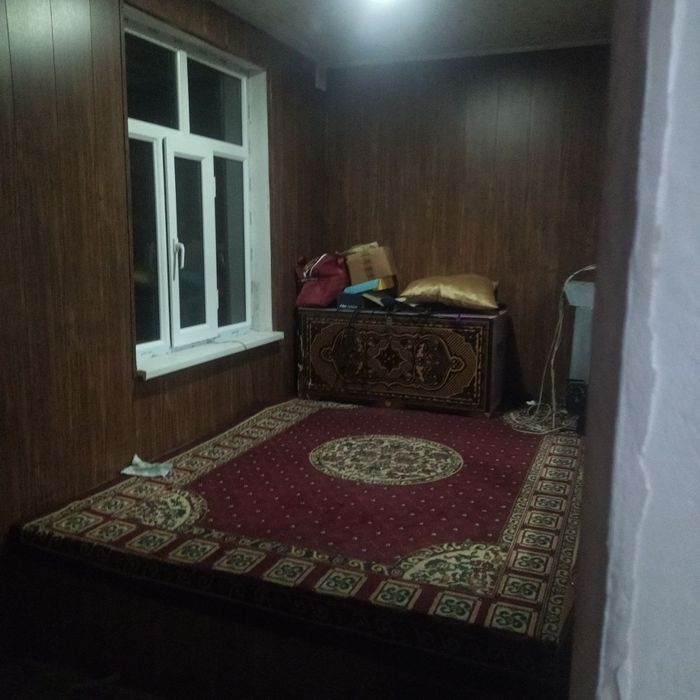 Sotiladi 3 xonali kvartira