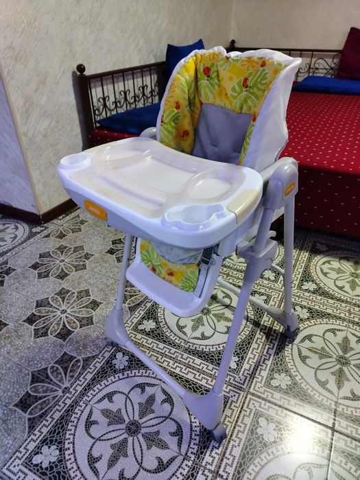 Продам детский стол для кормление