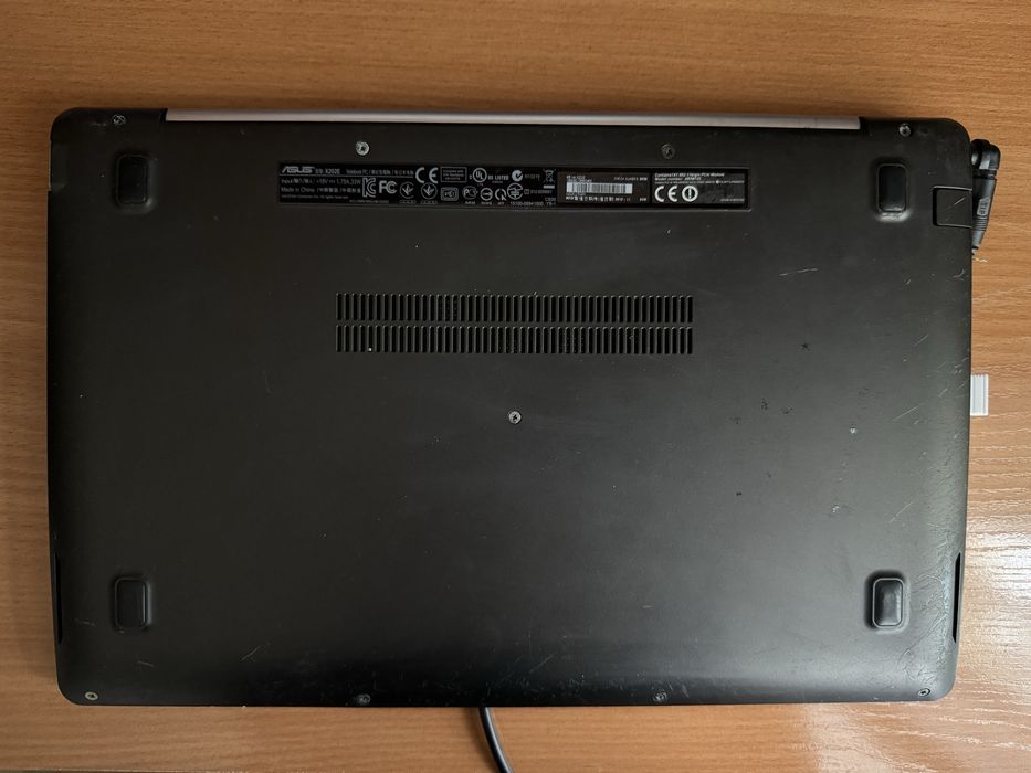 Asus x202e 11.6”
