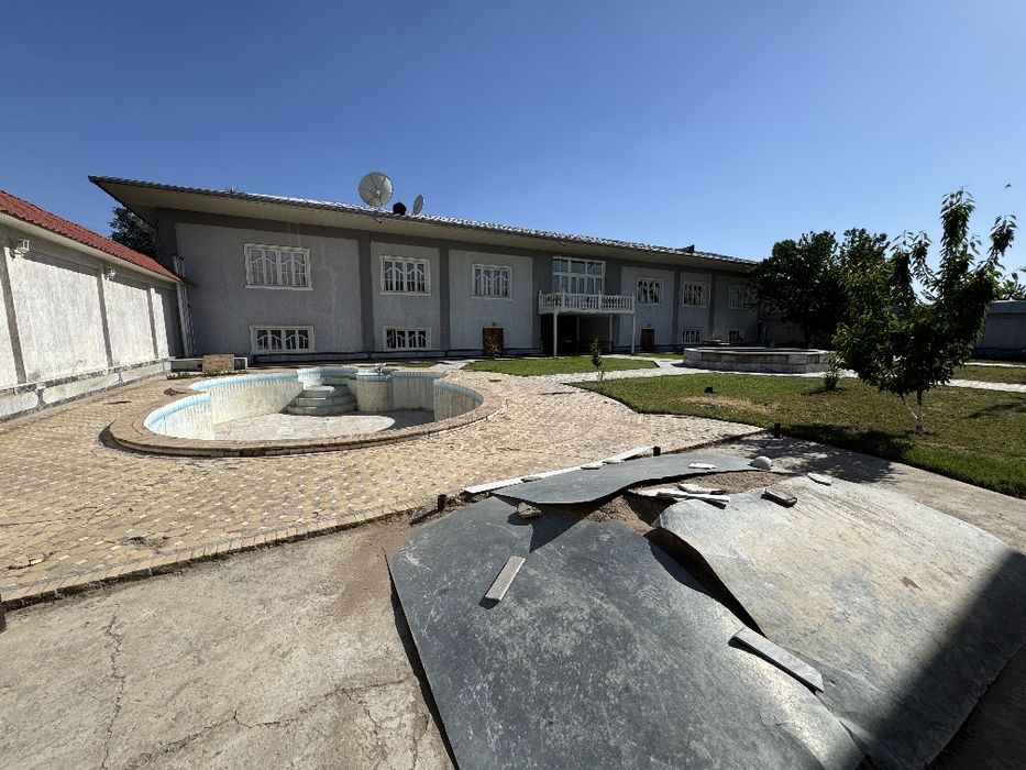 Дом Охунбобоев! Угловой 15 соток по цене земли. Возможен бартер.