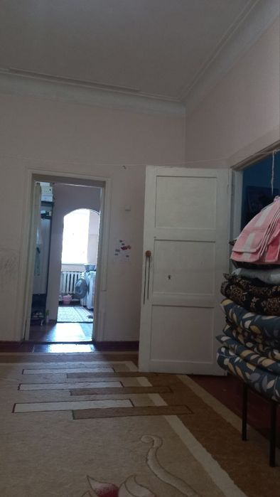 Яшнабад-й район.Куйлюк.2х комн-я  2этаж 2эт-ки.обшая плошадь.45кв.м