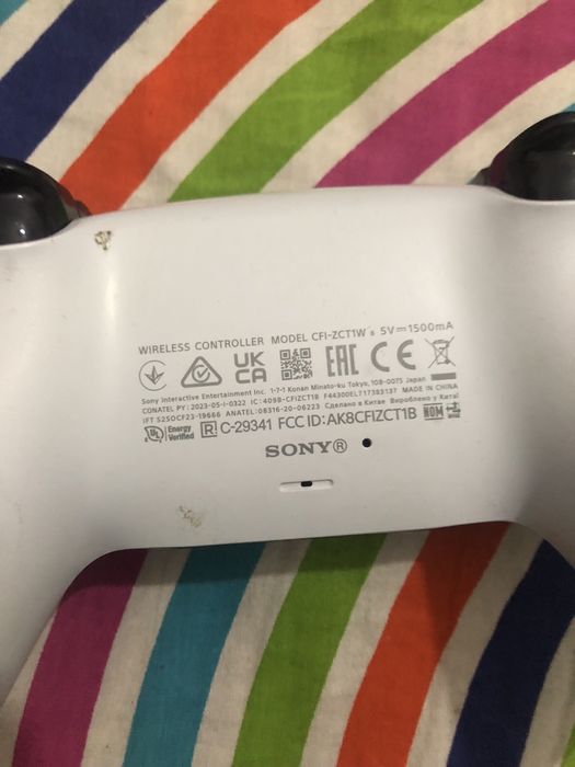 Джойстик за PS5.