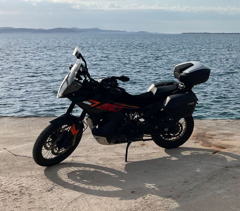 KTM 790 Adventure 2023 - complet echipata OEM